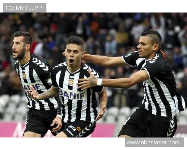 葡国民与费伦斯激战正酣谁能在赛季中脱颖而出争夺荣耀 葡国民与费伦斯激战正酣谁能在赛季中脱颖而出争夺荣耀